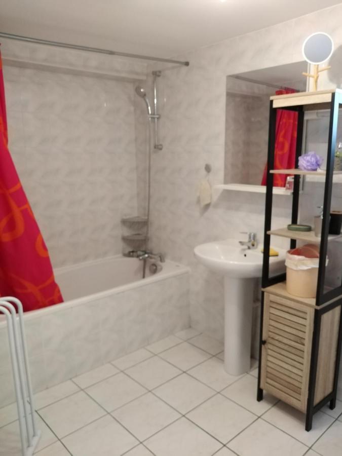 Chaleureux A La Campagne Lägenhet Saint-Germain-Laprade Exteriör bild