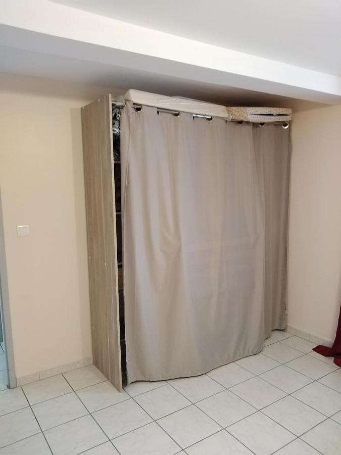 Chaleureux A La Campagne Lägenhet Saint-Germain-Laprade Exteriör bild
