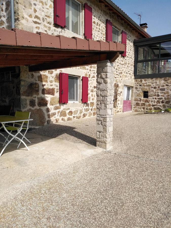 Chaleureux A La Campagne Lägenhet Saint-Germain-Laprade Exteriör bild